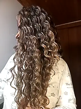 IVONNE COLLINS33 online show from March 28, 1:16 am