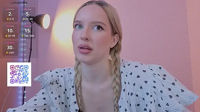 PickmeBabby online show from November 14, 8:40 pm