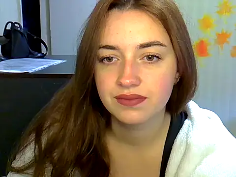 Snapshot of daniella_brun chatting on October 20, 7:42 am daniella brun online show from October 20, 7:42 am