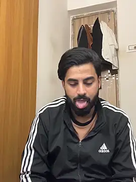 hottestboy03 online show from December 2, 8:30 am