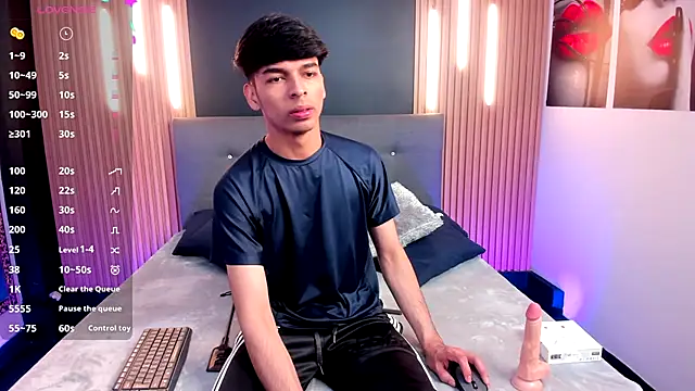 OnlyJos online show from November 14, 8:18 pm