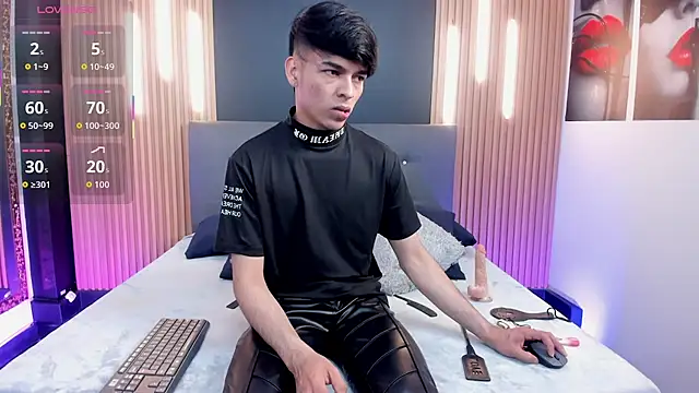 OnlyJos online show from December 18, 7:31 pm