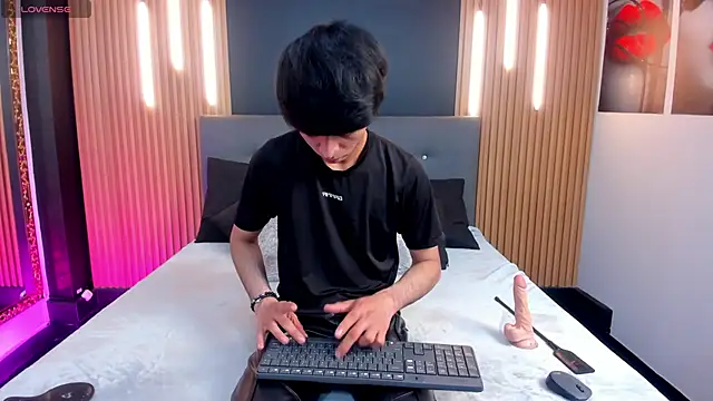 OnlyJos online show from January 9, 7:59 pm