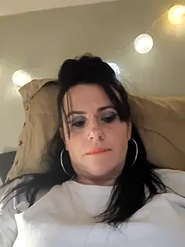 Snapshot of Sosso19squirt chatting on September 19, 9:04 pm Sosso19squirt online show from September 19, 9:04 pm
