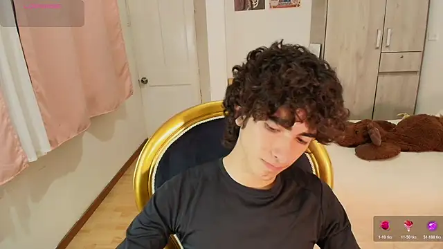 Nude Boy18 online show from November 12, 12:11 am