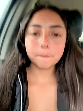 Dulce 1408 online show from November 6, 9:48 pm