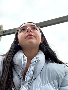 Dulce 1408 online show from November 24, 8:41 pm