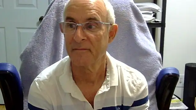 funone1999 online show from November 15, 3:15 am