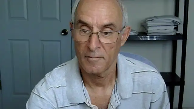 funone1999 online show from November 17, 8:58 pm