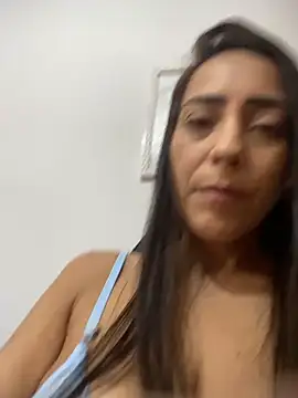 Snapshot of lucioliveira chatting on March 12, 2:01 pm lucioliveira online show from March 12, 2:01 pm