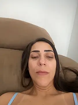 Snapshot of lucioliveira chatting on March 17, 1:14 pm lucioliveira online show from March 17, 1:14 pm