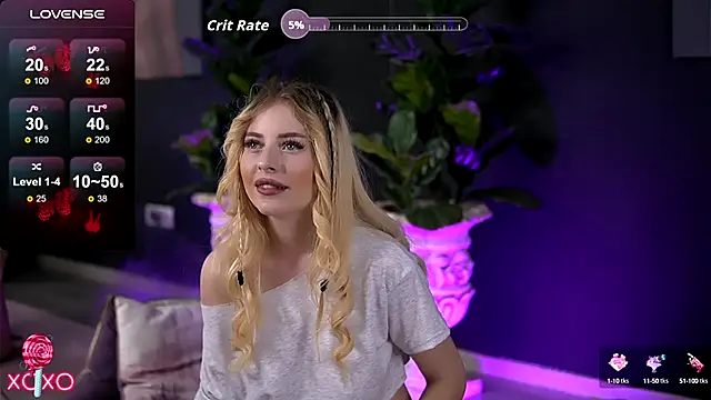 SerenaNoir online show from October 11, 12:10 am