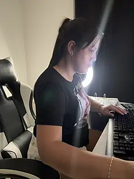 lunita sweet5 online show from July 16, 12:38 am