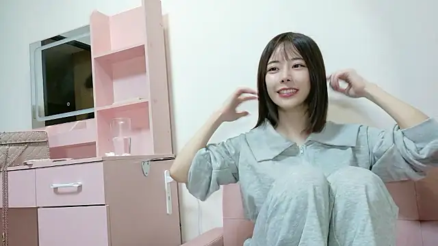 Snapshot of Menes_daisuki chatting on October 27, 5:11 am Menes daisuki online show from October 27, 5:11 am