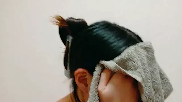 Snapshot of Menes_daisuki chatting on November 3, 8:32 pm Menes daisuki online show from November 3, 8:32 pm