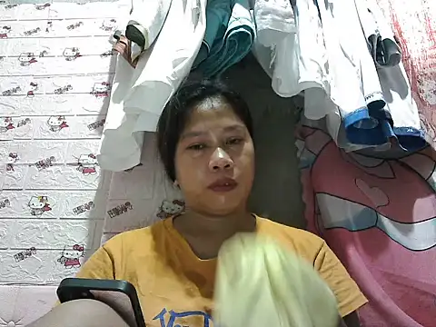 Pilipinalyn23 online show from June 13, 11:35 pm