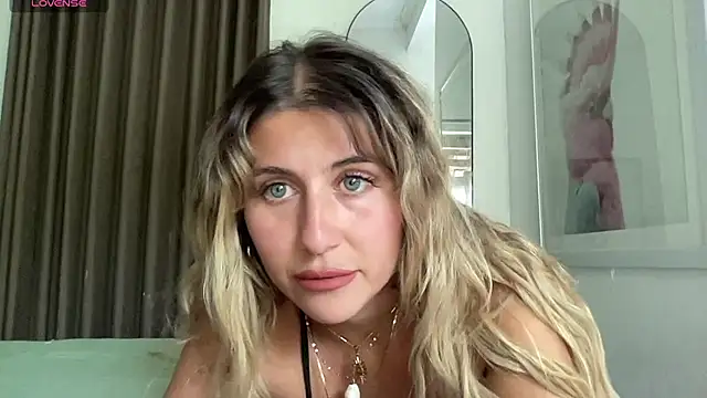 GoddessDove online show from March 26, 6:30 am