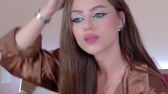 Sienna Voss online show from April 9, 8:58 pm