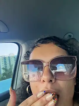 allybluee777 online show from December 18, 2:56 pm