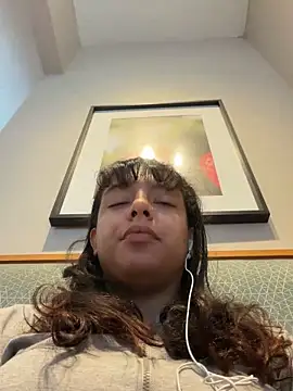 allybluee777 online show from February 13, 1:40 pm