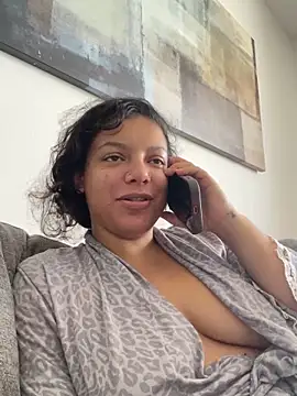 Snapshot of allybluee777 chatting on June 20, 3:26 pm allybluee777 online show from June 20, 3:26 pm