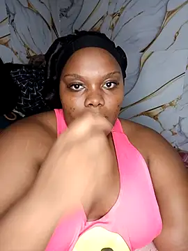 chubbybbw18 online show from April 19, 8:22 pm