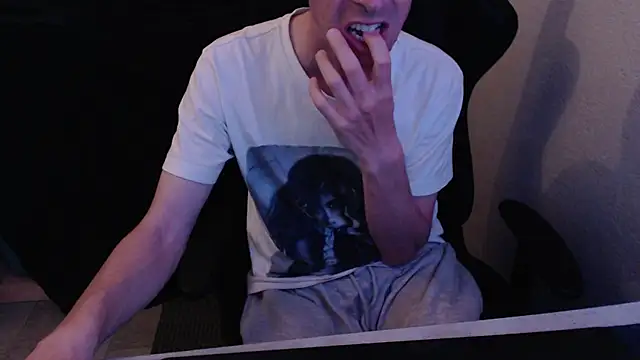 sakiramissy online show from April 12, 8:03 pm