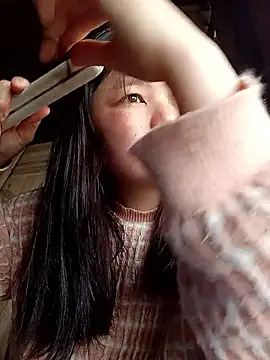 XoiXoi232 online show from April 2, 1:47 am