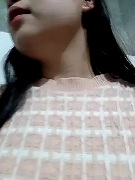 XoiXoi232 online show from April 24, 4:59 am