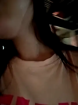 XoiXoi232 online show from April 27, 1:47 am