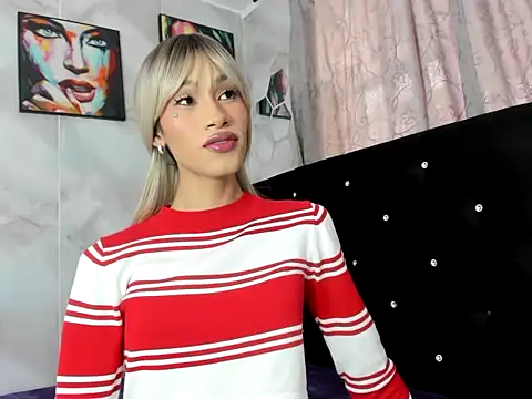 Snapshot of samara_novice18 chatting on October 28, 7:27 pm samara novice18 online show from October 28, 7:27 pm