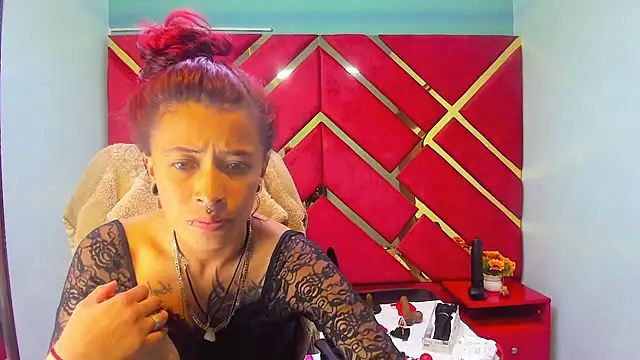 Kataleya Luck online show from November 27, 3:19 am