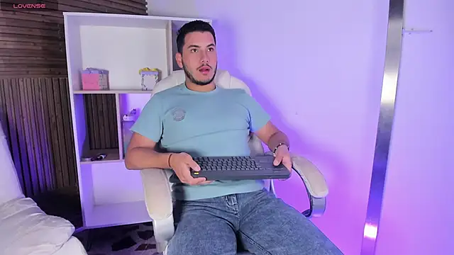 Axel grey  online show from November 8, 12:27 pm