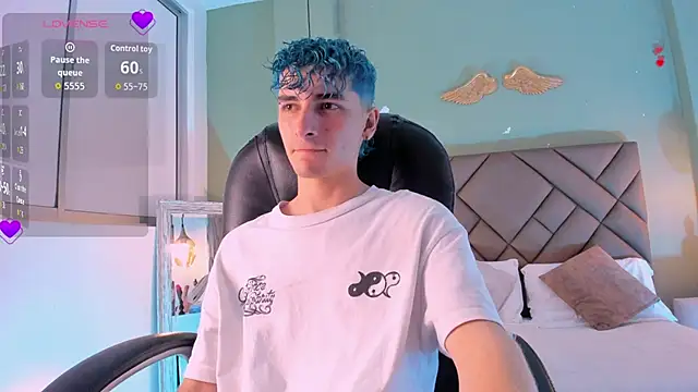 JaydenVillalobos online show from September 11, 1:11 pm