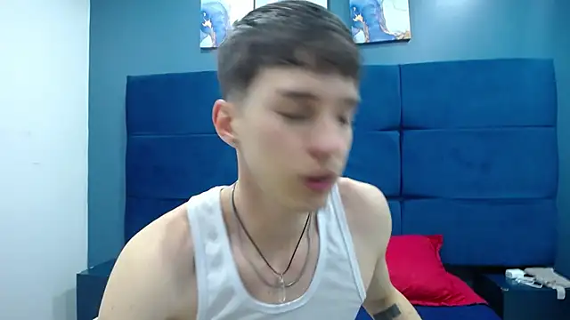 Jheampiiero online show from October 9, 1:53 pm