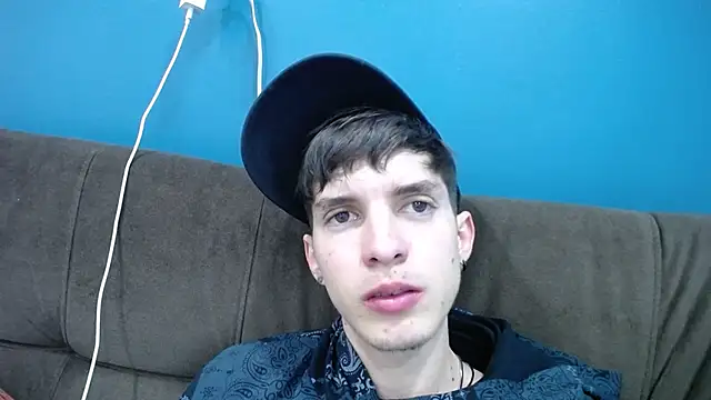 Jheampiiero online show from November 19, 1:11 pm