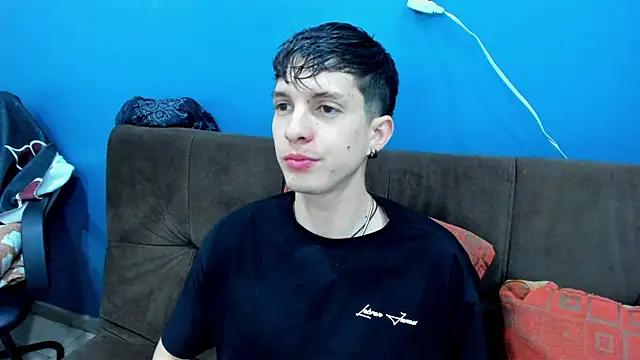 Jheampiiero online show from December 3, 12:47 pm