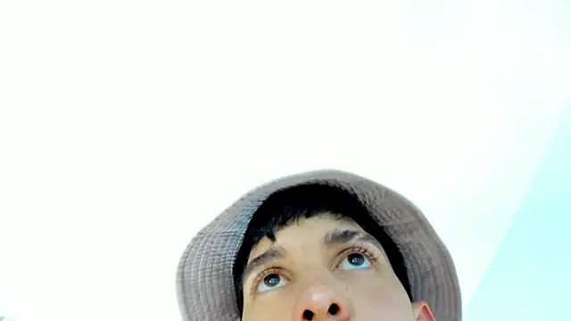 Snapshot of Jheampiiero chatting on February 13, 10:06 pm Jheampiiero online show from February 13, 10:06 pm