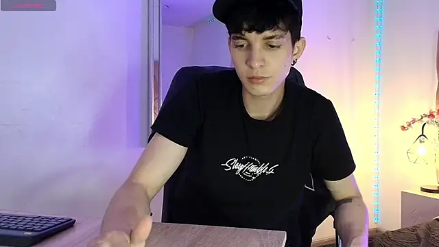 Snapshot of Jheampiiero chatting on March 4, 8:48 pm Jheampiiero online show from March 4, 8:48 pm