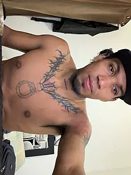 Snapshot of DIEGO_WICKED chatting on February 23, 2:25 pm DIEGO WICKED online show from February 23, 2:25 pm