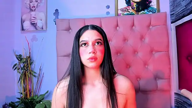 Megan Luxe online show from December 21, 9:05 am