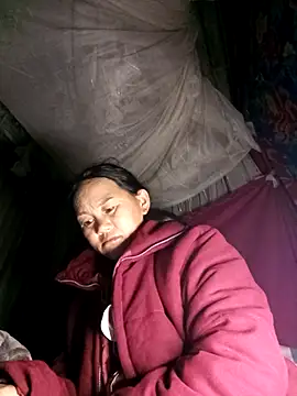 MaiHoa69 online show from March 12, 10:27 pm