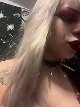 Paige Turner online show from December 18, 1:22 am