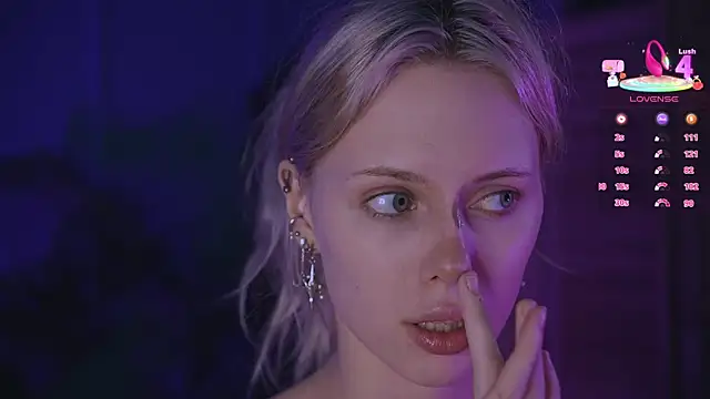 Nelly Carroll online show from November 9, 4:49 pm