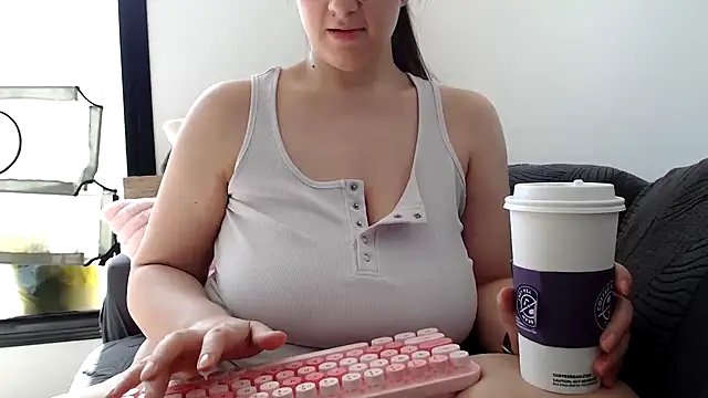 xxxmegamixxx online show from October 24, 7:38 am