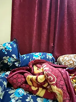 Snapshot of Hotbhabi305 chatting on February 1, 6:39 pm Hotbhabi305 online show from February 1, 6:39 pm