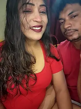 Snapshot of Hotbhabi305 chatting on February 7, 5:16 pm Hotbhabi305 online show from February 7, 5:16 pm