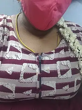 Snapshot of TAMIL_ELAKKIYA chatting on July 1, 11:26 pm TAMIL ELAKKIYA online show from July 1, 11:26 pm