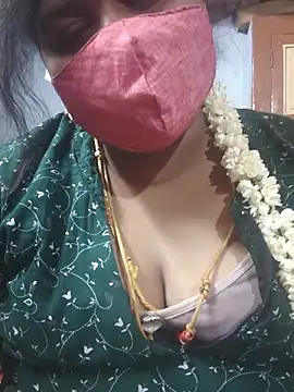 Snapshot of TAMIL_ELAKKIYA chatting on July 16, 5:52 pm TAMIL ELAKKIYA online show from July 16, 5:52 pm
