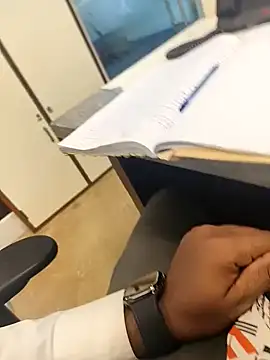 hotboy43339 online show from October 10, 9:19 am